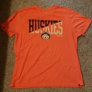 Huskies tshirt